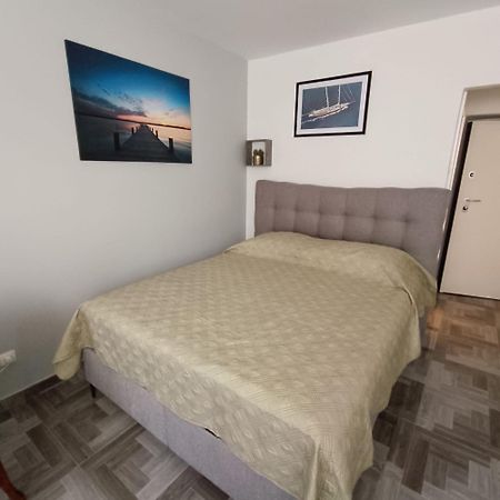 Novi Studio Apartman Demy U Centru Splita Exterior photo
